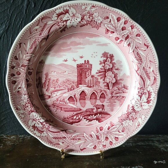 The Spode Archive Collection Traditions Series Lucano 10.5" Dinner Plate, Red - Picture 1 of 7